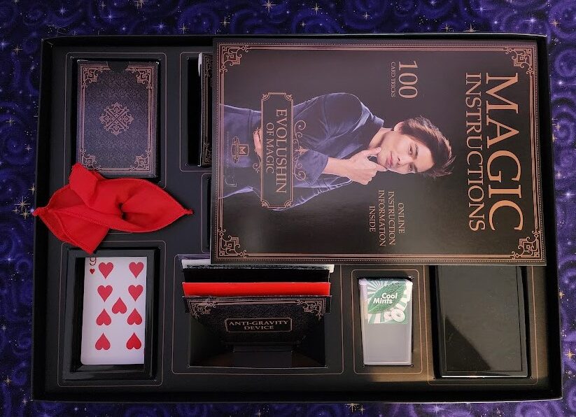 Evolushin Of Magic Deluxe Magic Kit by Shin Lim (english)