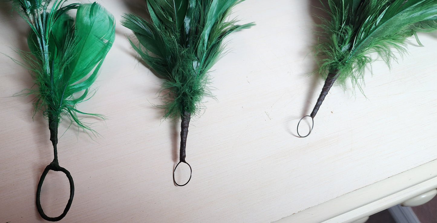 Feather Flowers - 7 In Total - Unknown Manufacturer