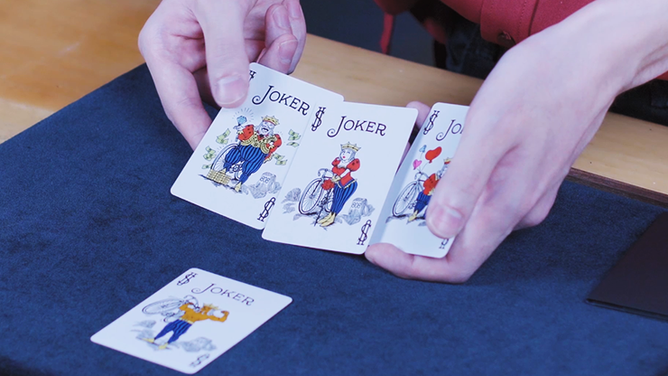 Jokers Love 2.0 with Wallet by Lenny (Gimmicks and Online Instructions)