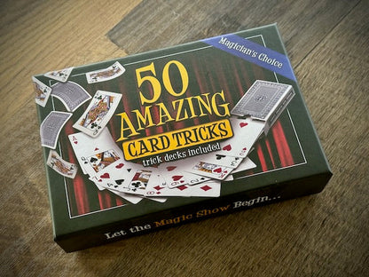Magic Makers 50 Amazing Card Tricks Kit Deluxe Edition