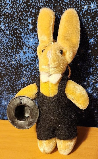 Rabbit Holding Black Top Hat Key Chain