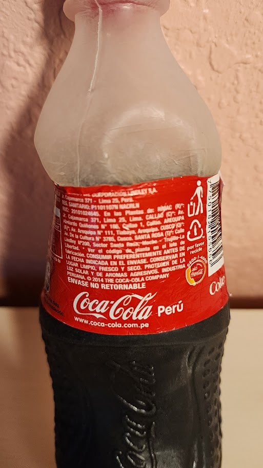 Super Latex Cola Drink (Half) by Twister Magic (Vanishing Coke Bottle)
