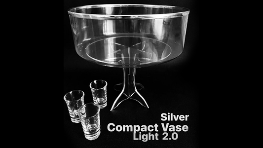 Compact Vase Light Silver by Victor Voitko