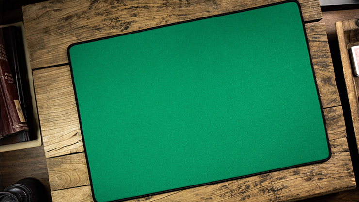 Sewn-Edge Basic Close-Up Pad (Green) by TCC Presents